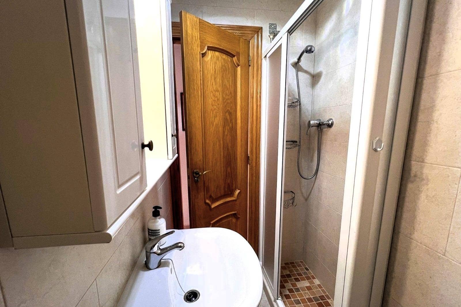 4 quarto Apartamento para venda em Torrevieja com piscina - 350 000 € (Ref: 9892328)