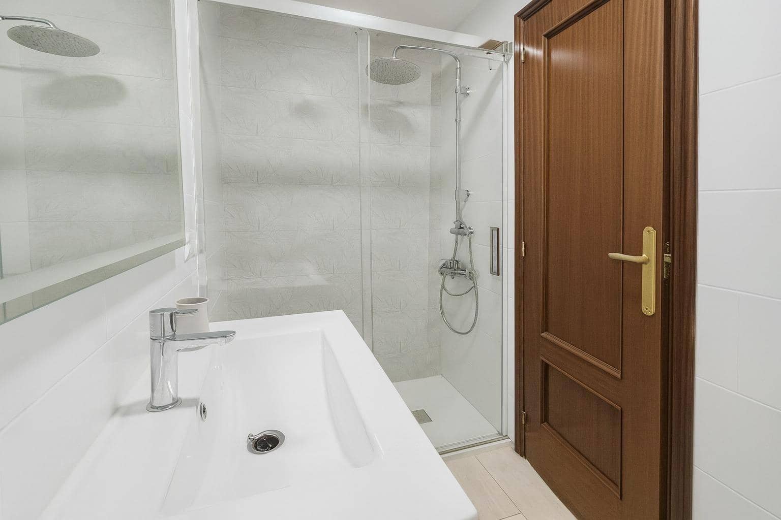 Apartamento de 2 habitaciones en Torrevieja en venta - 137.000 € (Ref: 9892329)