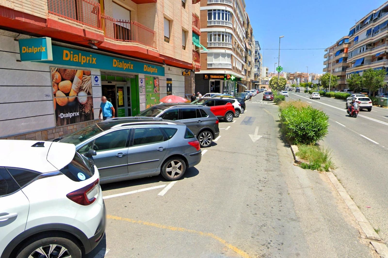 Apartamento de 2 habitaciones en Torrevieja en venta - 137.000 € (Ref: 9892329)