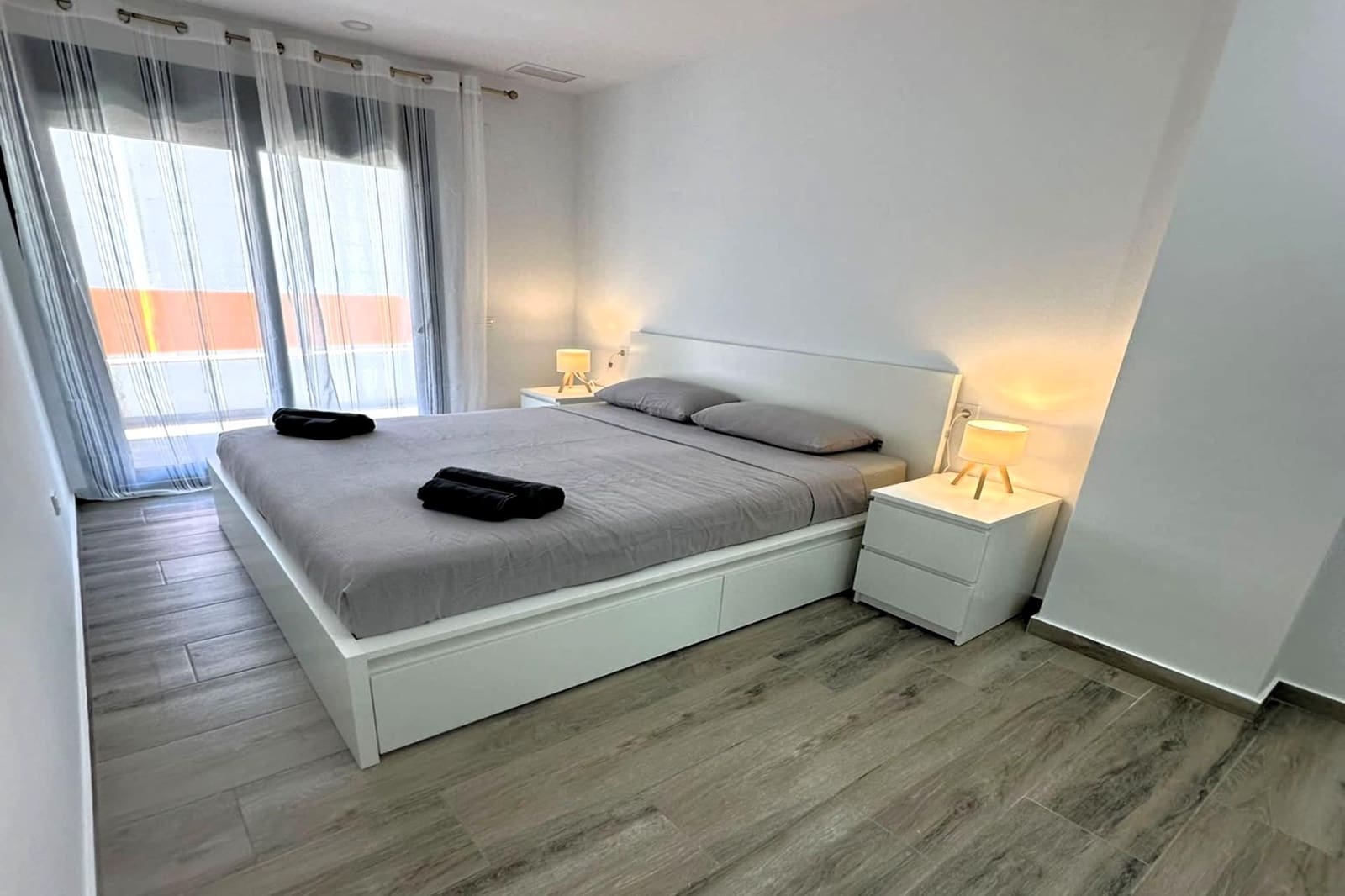 3 bedroom Apartment for sale in Torrevieja with pool - € 299,900 (Ref: 9892330)