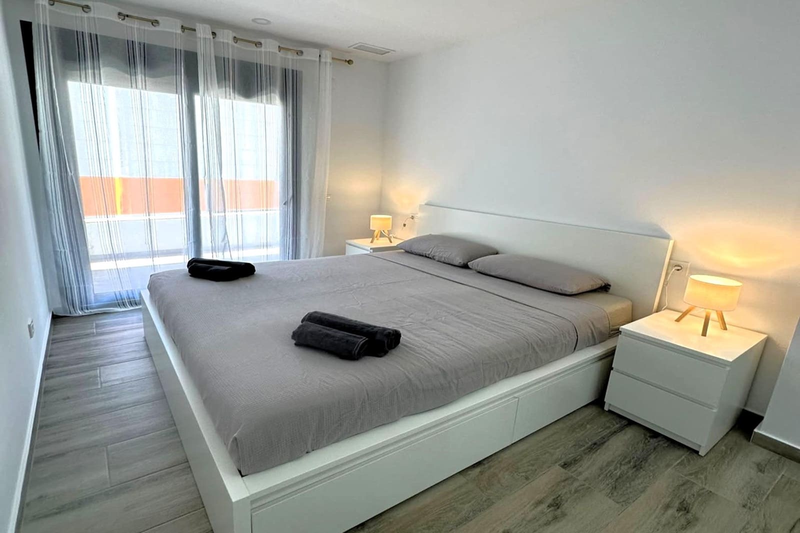 3 bedroom Apartment for sale in Torrevieja with pool - € 299,900 (Ref: 9892330)