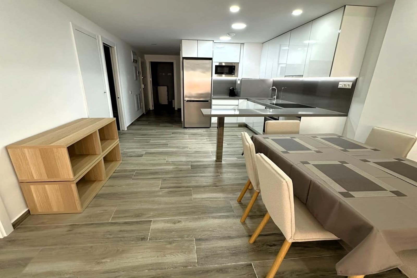 3 bedroom Apartment for sale in Torrevieja with pool - € 299,900 (Ref: 9892330)
