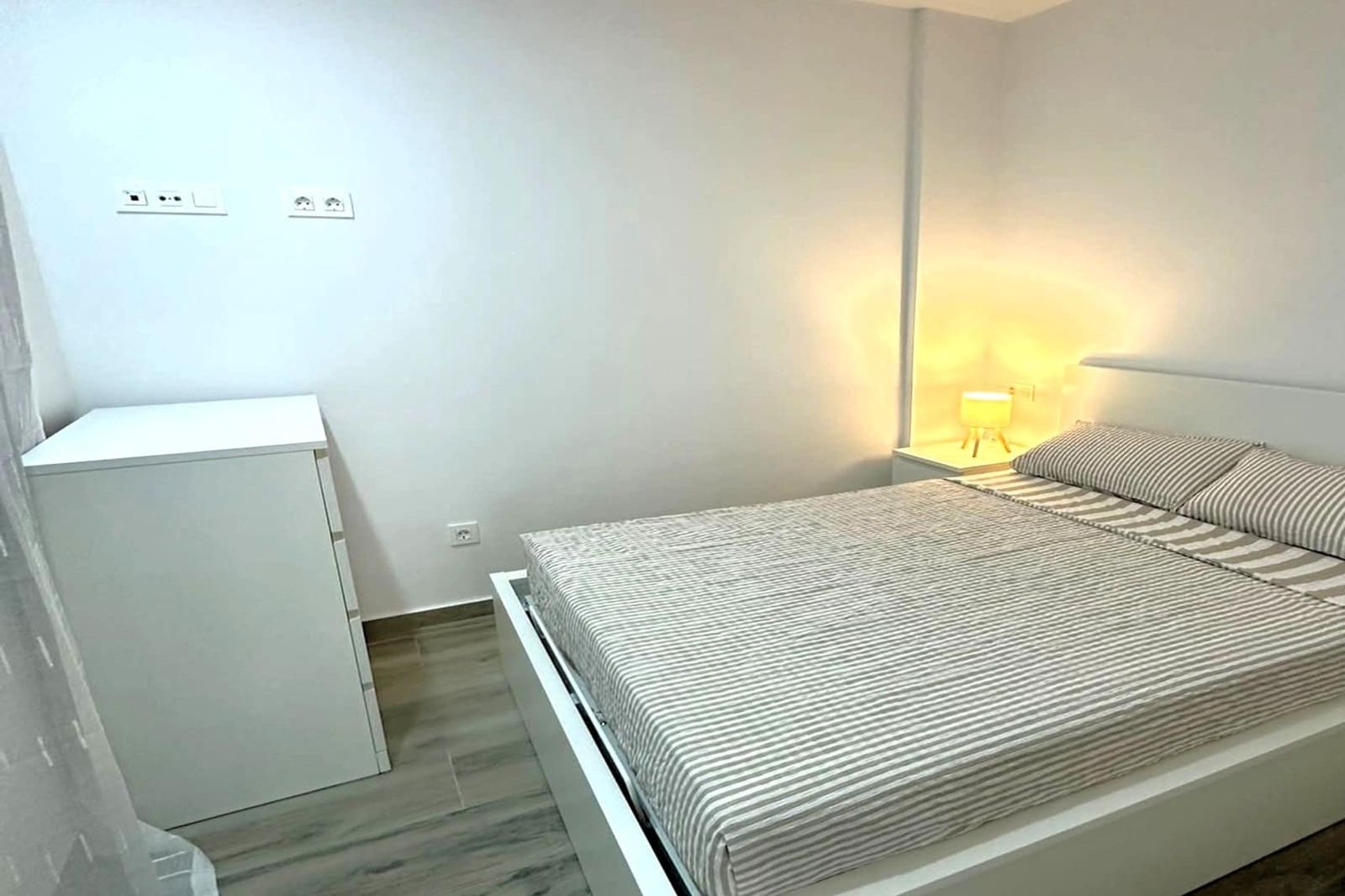 3 bedroom Apartment for sale in Torrevieja with pool - € 299,900 (Ref: 9892330)