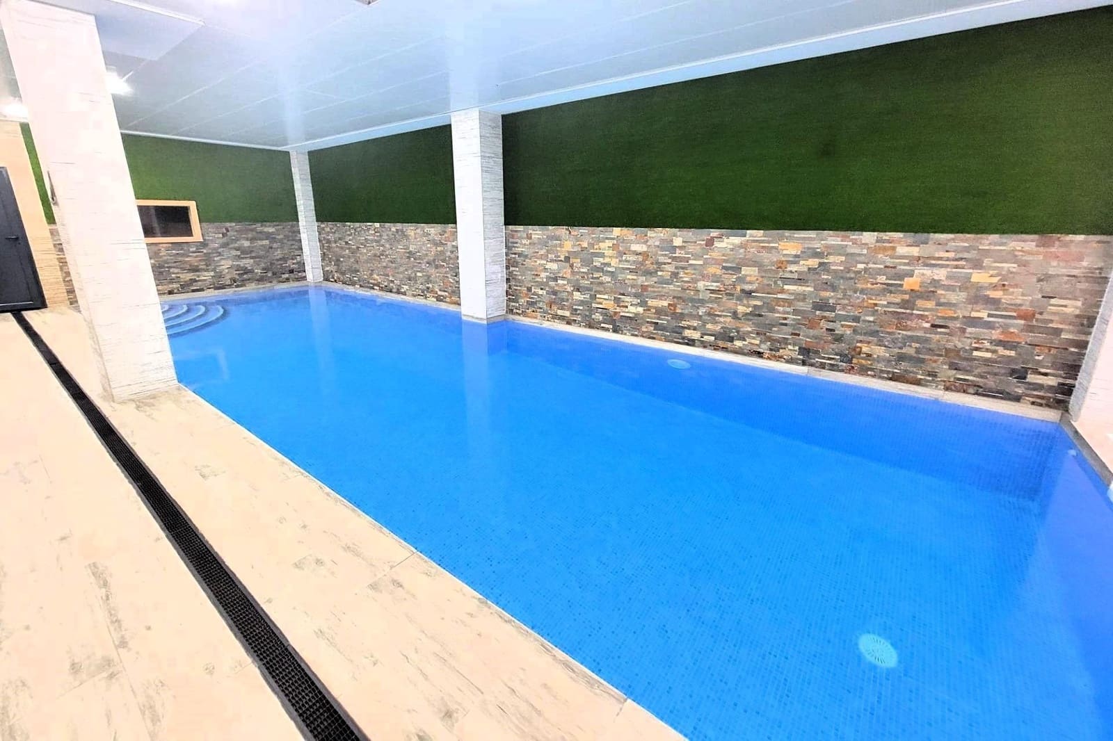 3 bedroom Apartment for sale in Torrevieja with pool - € 299,900 (Ref: 9892330)