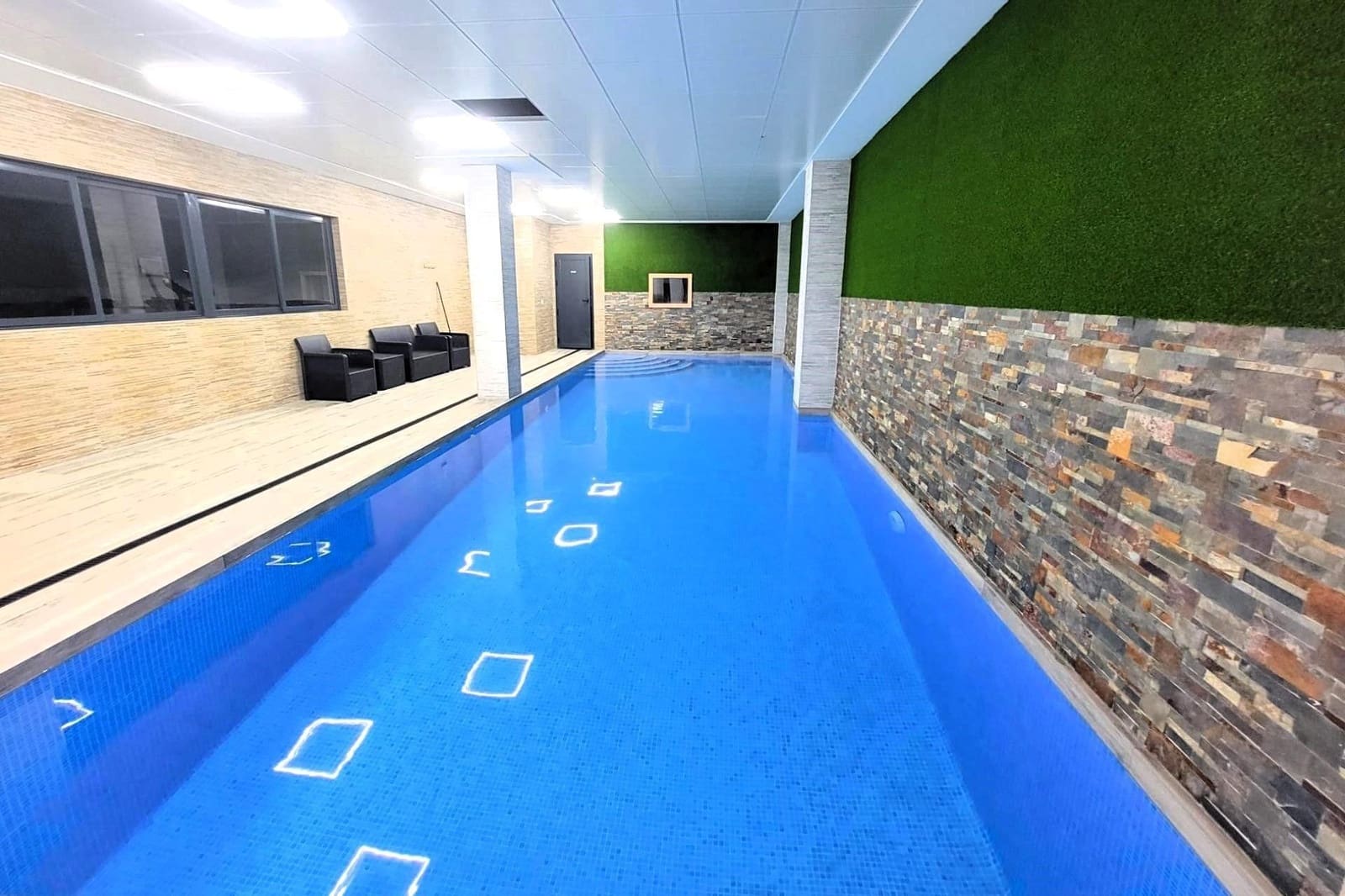 3 bedroom Apartment for sale in Torrevieja with pool - € 299,900 (Ref: 9892330)