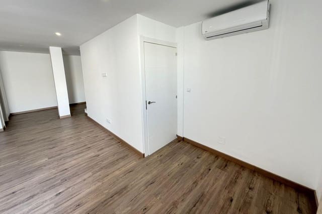 Adosado de 4 habitaciones en Miramar - Torre del Moro, Torrevieja en venta con piscina - 369.000 € (Ref: 9892333)