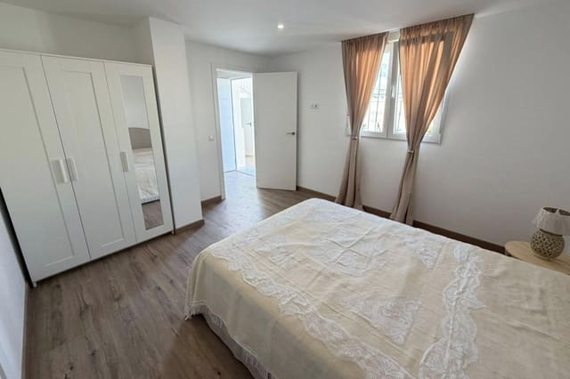 Adosado de 4 habitaciones en Miramar - Torre del Moro, Torrevieja en venta con piscina - 369.000 € (Ref: 9892333)