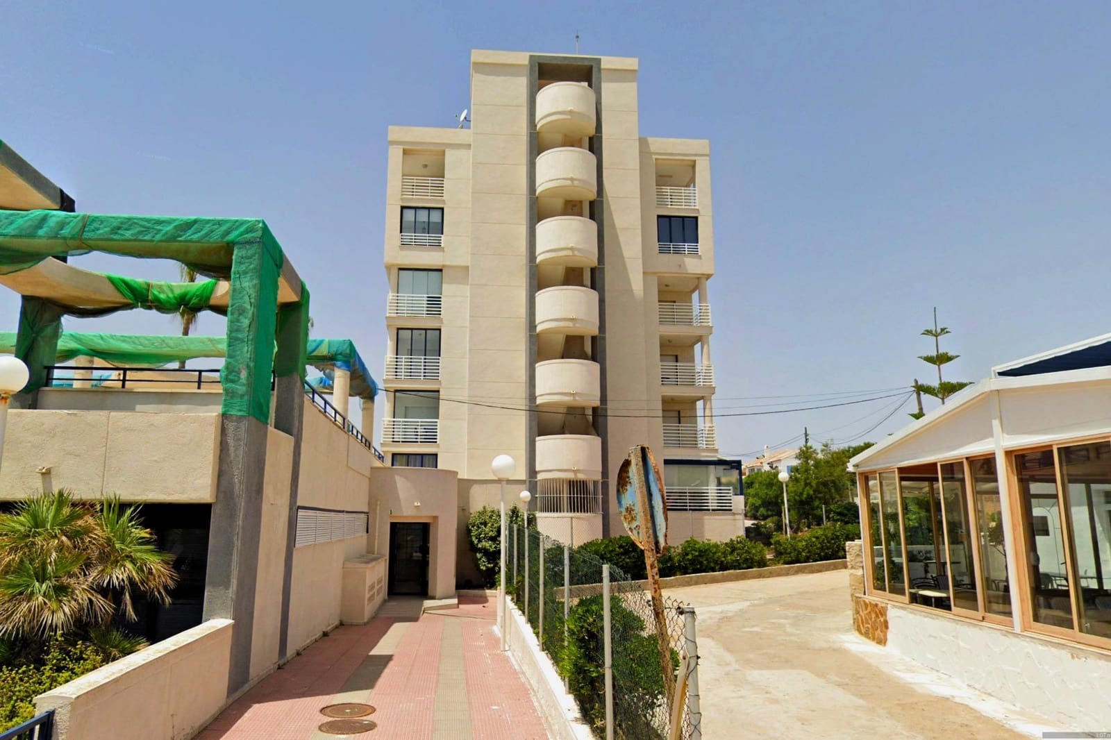2 sypialnia Penthouse na sprzedaż w La Mata z basenem garażem - 349 000 € (Ref: 9892336)
