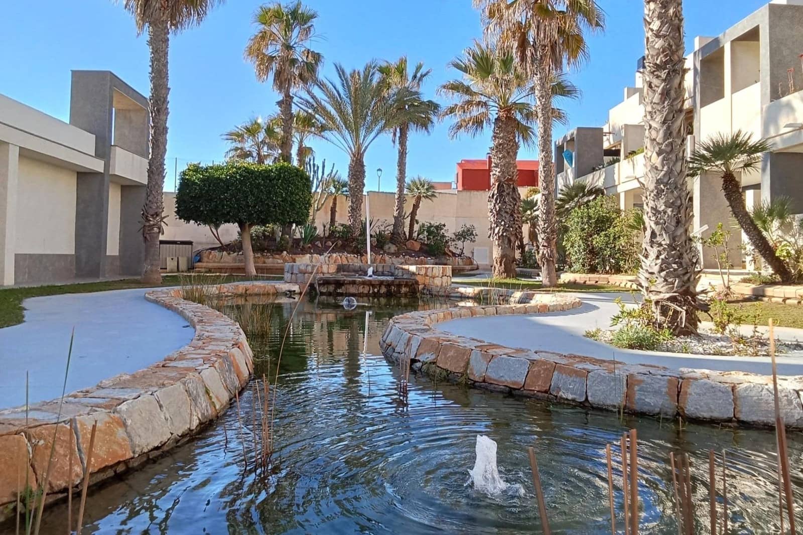 2 sypialnia Penthouse na sprzedaż w La Mata z basenem garażem - 349 000 € (Ref: 9892336)
