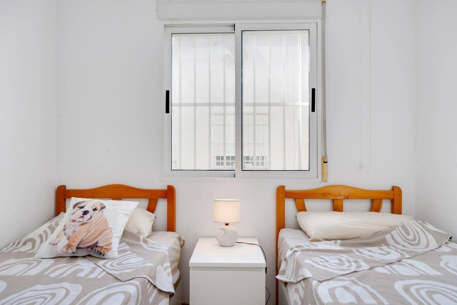2 sypialnia Penthouse na sprzedaż w Torrevieja z basenem - 149 969 € (Ref: 9893835)