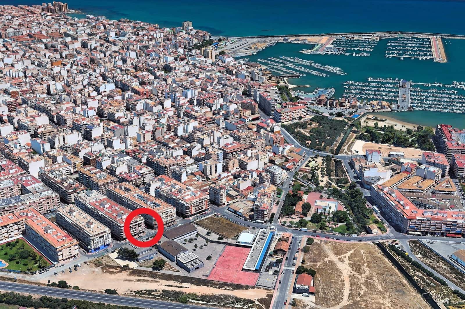 3 chambre Appartement à vendre à Torrevieja - 146 000 € (Ref: 9893836)