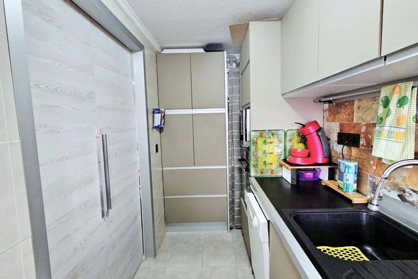 2 soverom Penthouse til salgs i Torrevieja - € 169 000 (Ref: 9893837)