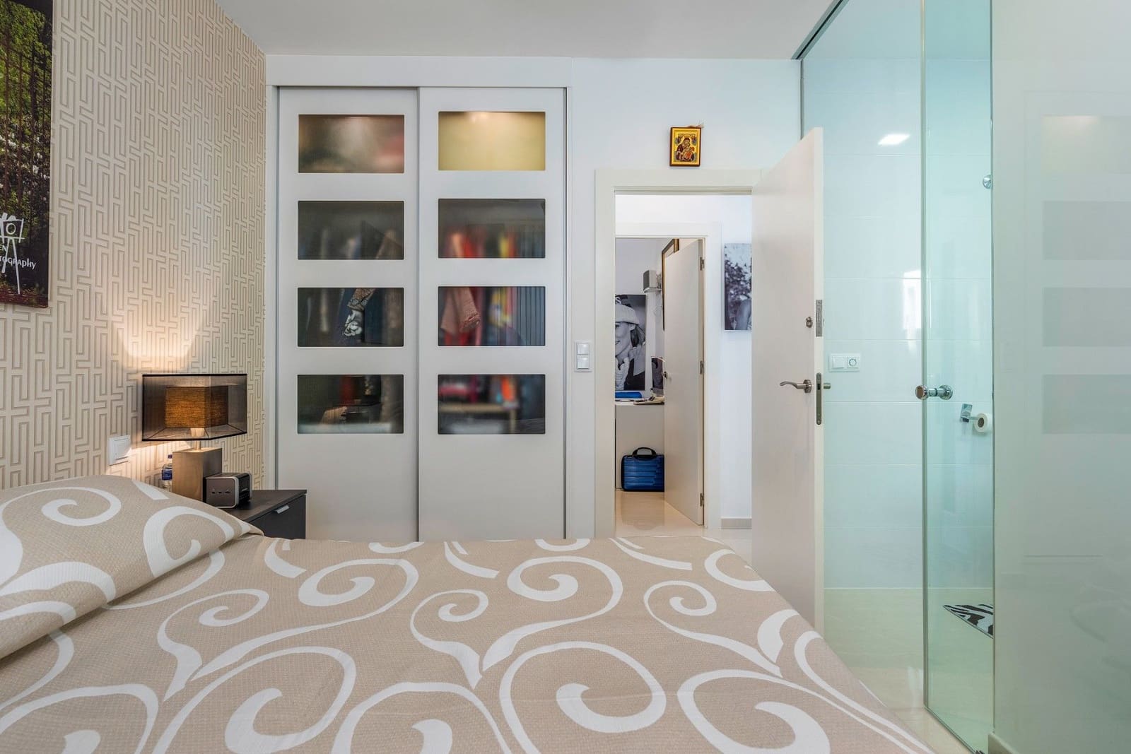 Apartamento de 2 habitaciones en Guardamar del Segura en venta con piscina garaje - 315.000 € (Ref: 9896307)
