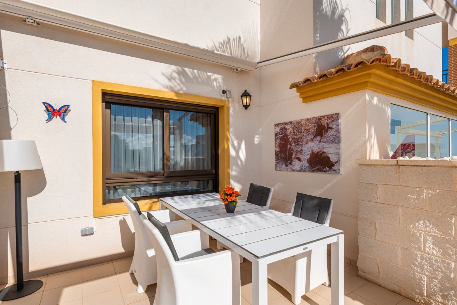 Apartamento de 2 habitaciones en Guardamar del Segura en venta con piscina garaje - 315.000 € (Ref: 9896307)