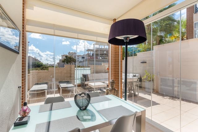 2 Zimmer Apartment zu verkaufen in Los Secanos, Guardamar del Segura mit Pool Garage - 315.000 € (Ref: 9896307)