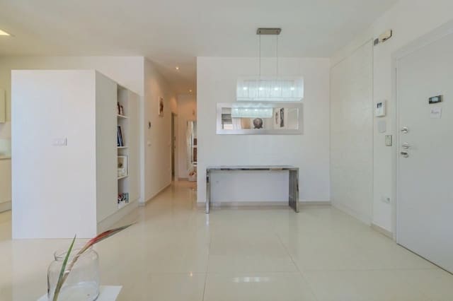Apartamento de 2 habitaciones en Los Secanos, Guardamar del Segura en venta con piscina garaje - 280.000 € (Ref: 9896307)
