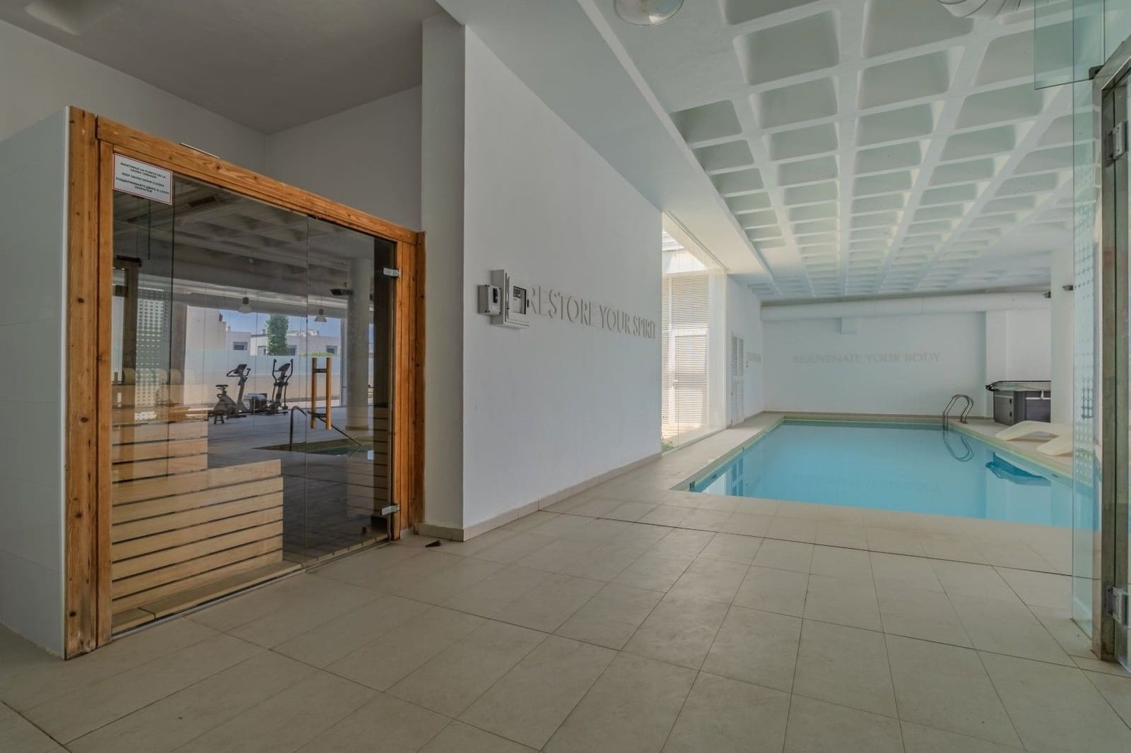 2 chambre Appartement à vendre à Guardamar del Segura avec piscine garage - 280 000 € (Ref: 9896307)