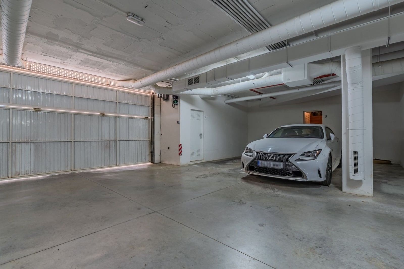 2 chambre Appartement à vendre à Guardamar del Segura avec piscine garage - 280 000 € (Ref: 9896307)