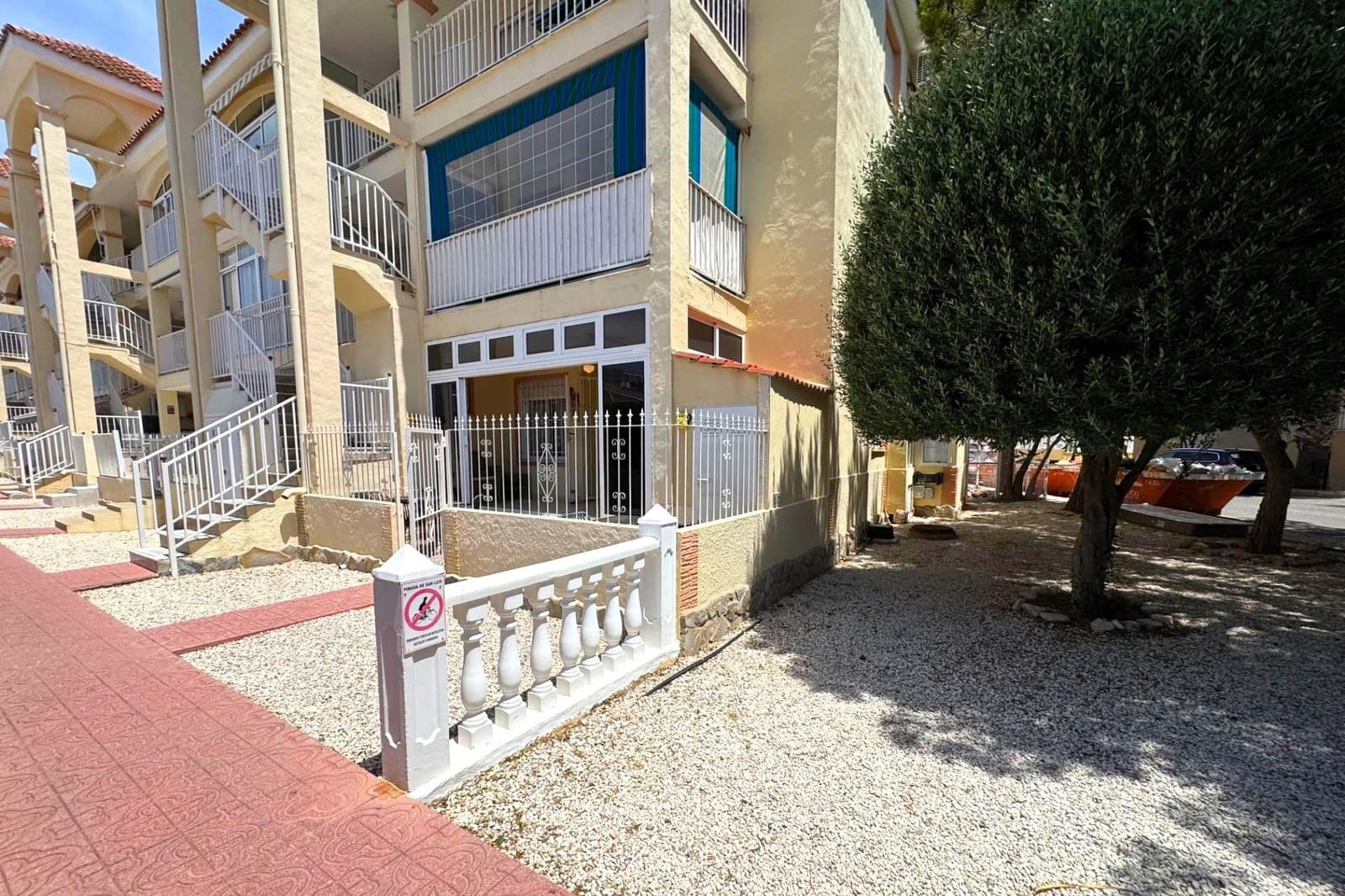 3 Zimmer Apartment zu verkaufen in El Chaparral mit Pool - 169.900 € (Ref: 9899160)