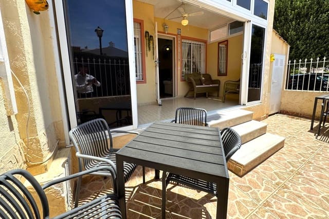 3 Zimmer Apartment zu verkaufen in El Chaparral, Torrevieja mit Pool - 169.900 € (Ref: 9899160)
