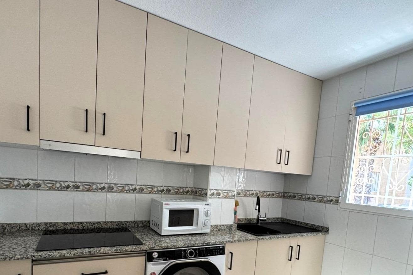 3 Zimmer Apartment zu verkaufen in El Chaparral mit Pool - 169.900 € (Ref: 9899160)