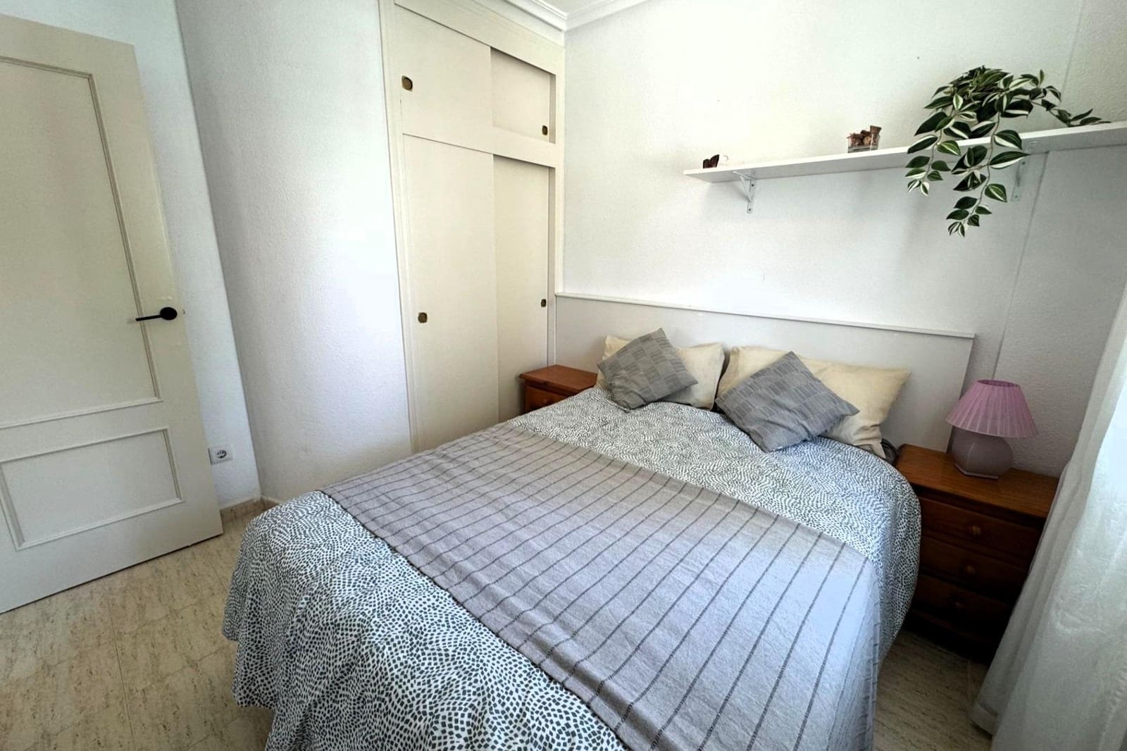3 Zimmer Apartment zu verkaufen in El Chaparral mit Pool - 169.900 € (Ref: 9899160)
