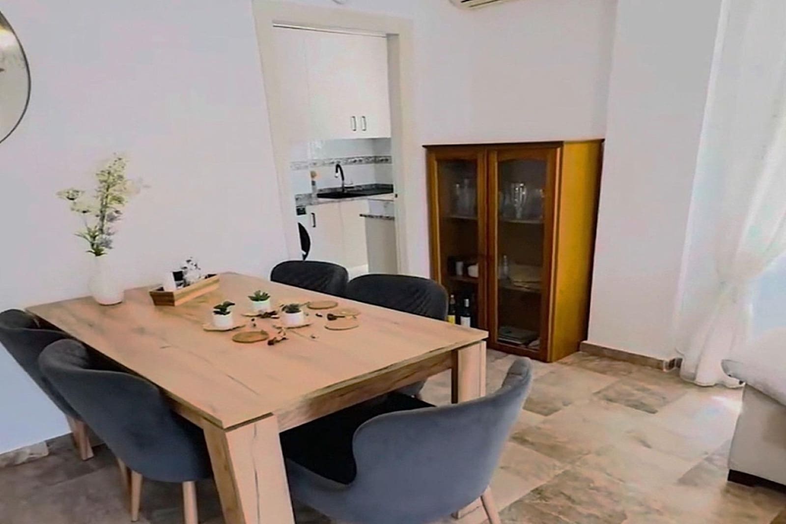 3 Zimmer Apartment zu verkaufen in El Chaparral mit Pool - 169.900 € (Ref: 9899160)