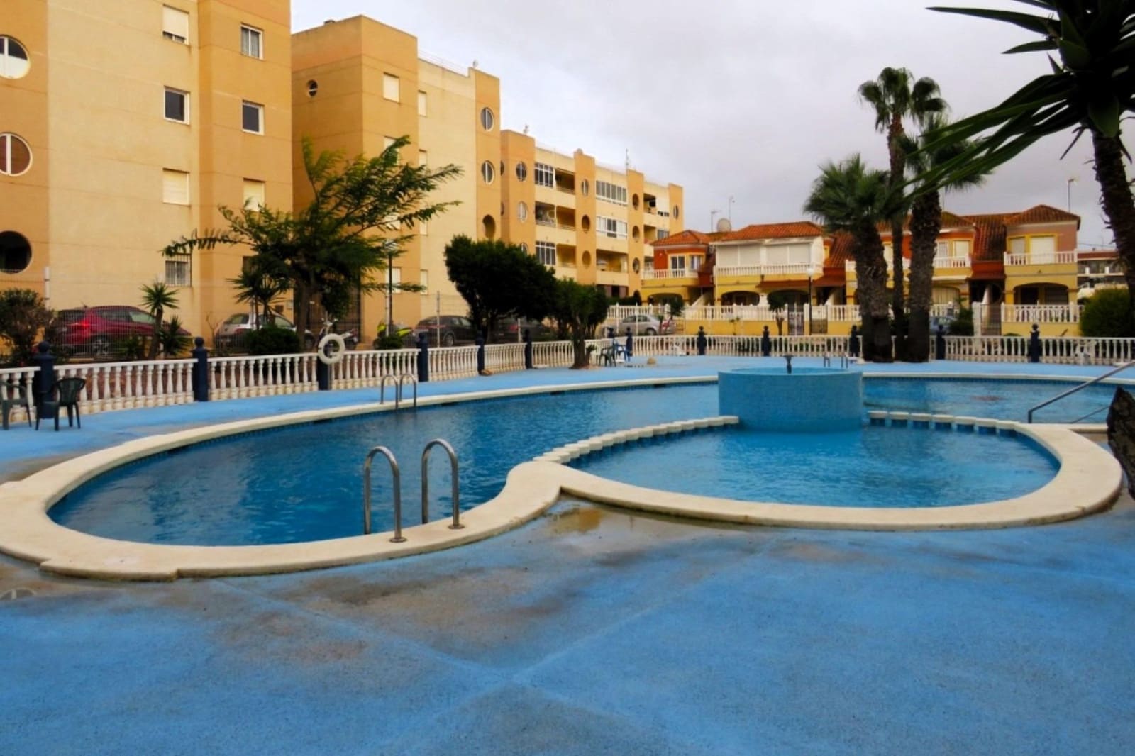3 Zimmer Apartment zu verkaufen in El Chaparral mit Pool - 169.900 € (Ref: 9899160)