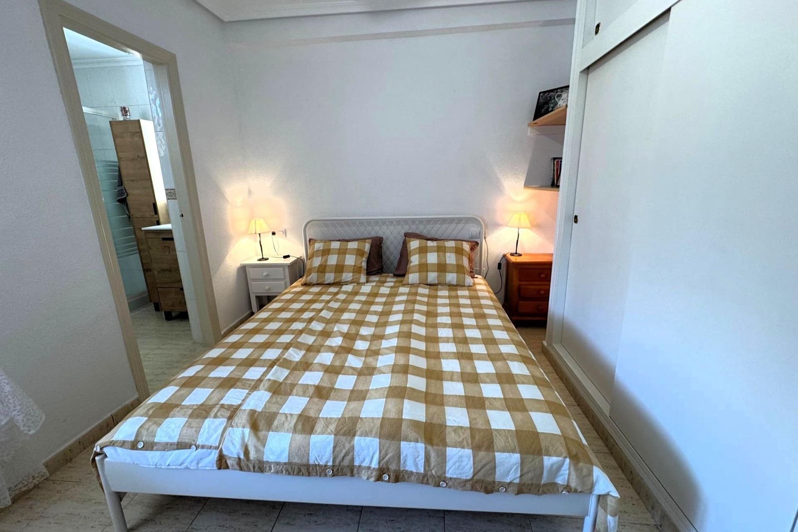 3 Zimmer Apartment zu verkaufen in El Chaparral mit Pool - 169.900 € (Ref: 9899160)