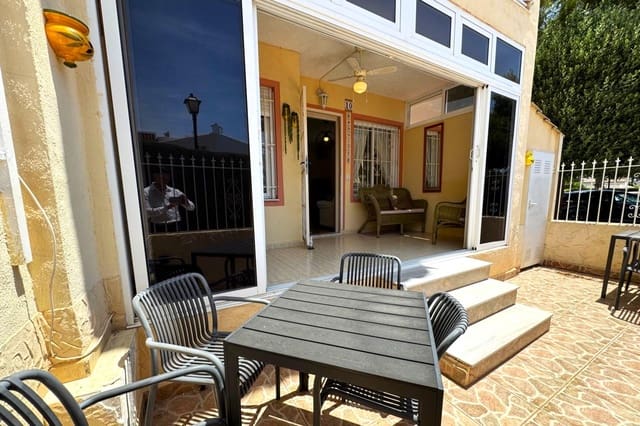 3 Zimmer Apartment zu verkaufen in El Chaparral, Torrevieja mit Pool - 169.900 € (Ref: 9899160)