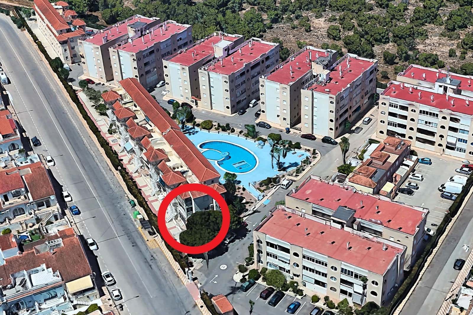 3 Zimmer Apartment zu verkaufen in El Chaparral mit Pool - 169.900 € (Ref: 9899160)