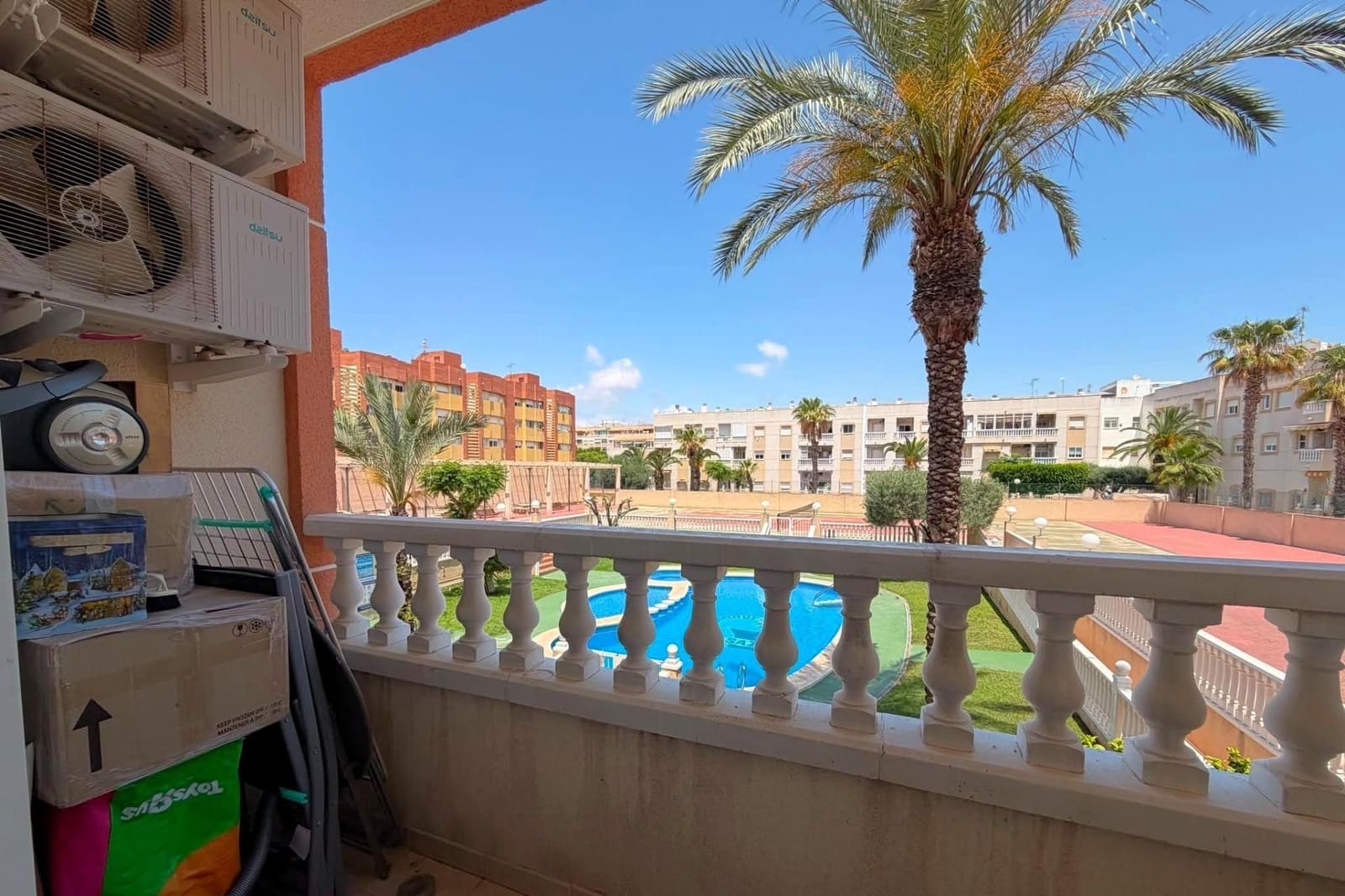 2 sypialnia Apartament na sprzedaż w Torrevieja z basenem - 159 900 € (Ref: 9900339)