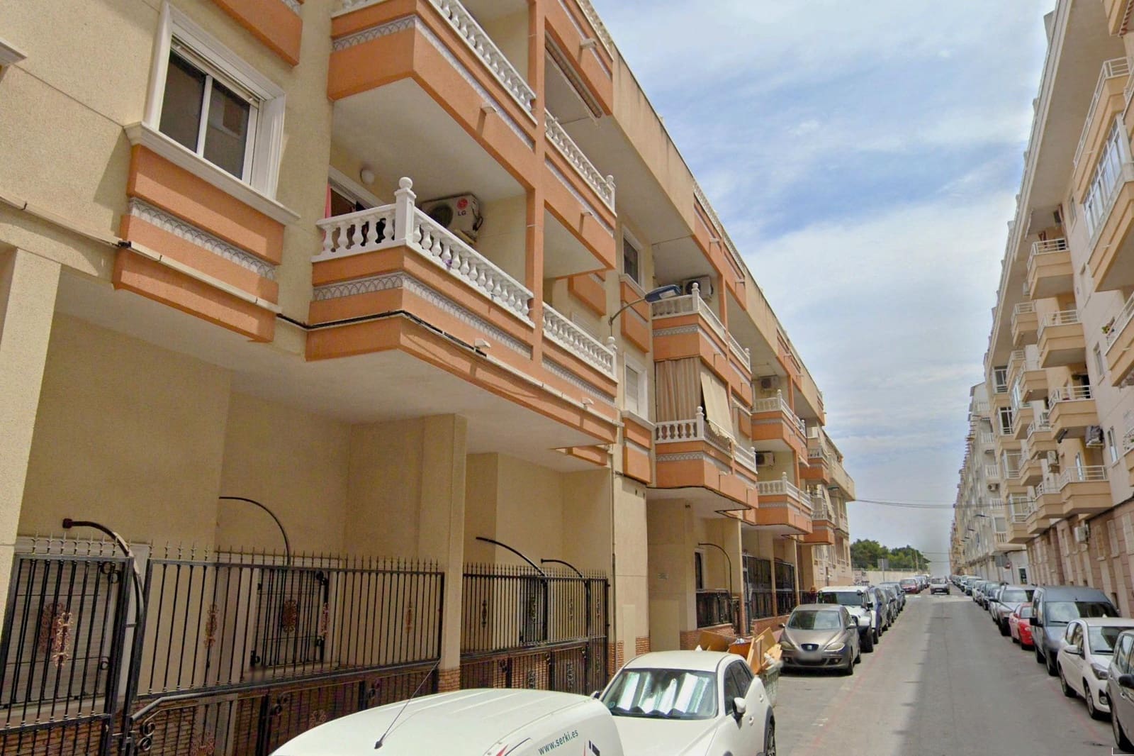 2 sypialnia Apartament na sprzedaż w Torrevieja z basenem - 159 900 € (Ref: 9900339)