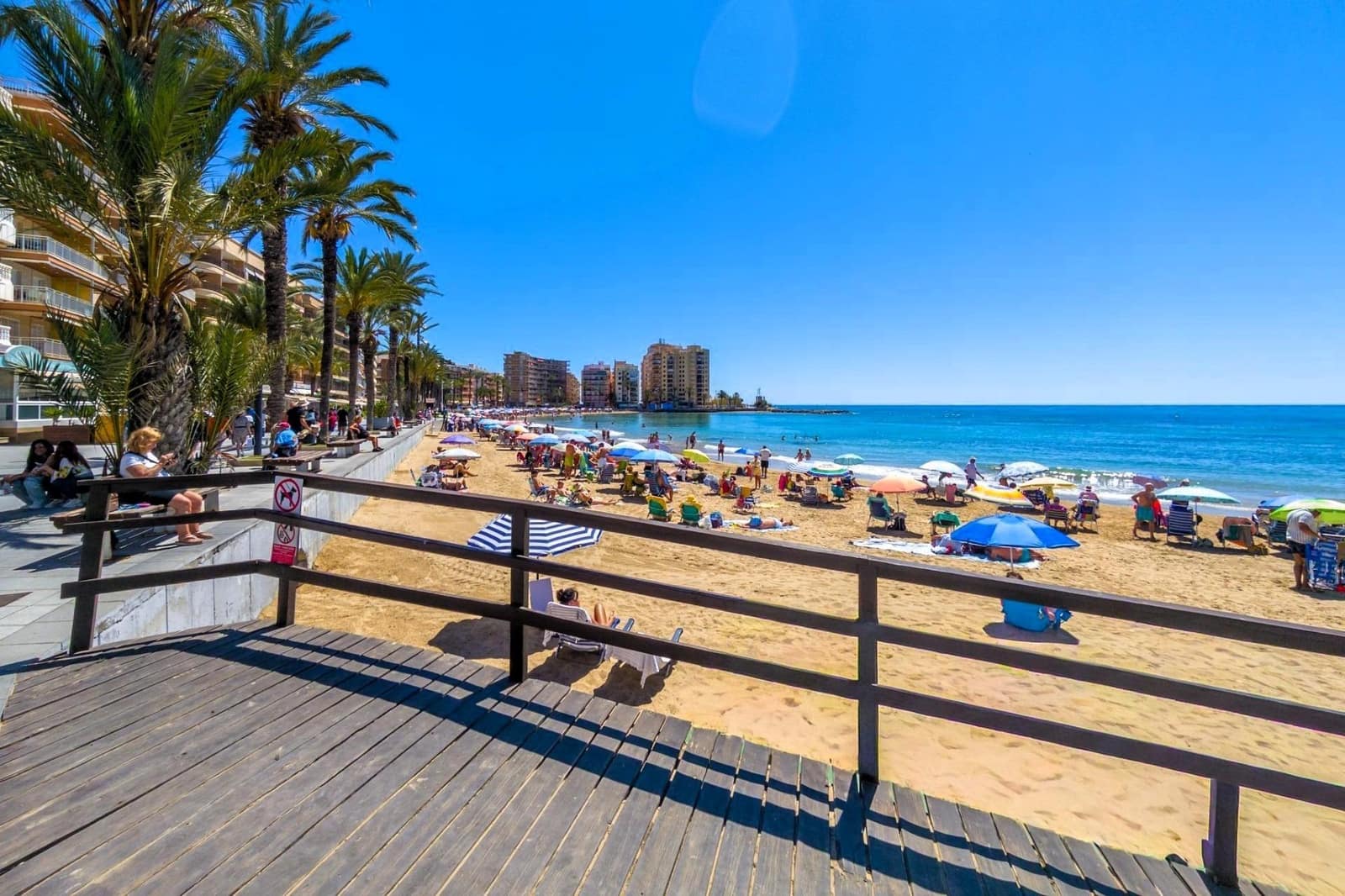 2 sypialnia Apartament na sprzedaż w Torrevieja z basenem - 159 900 € (Ref: 9900339)