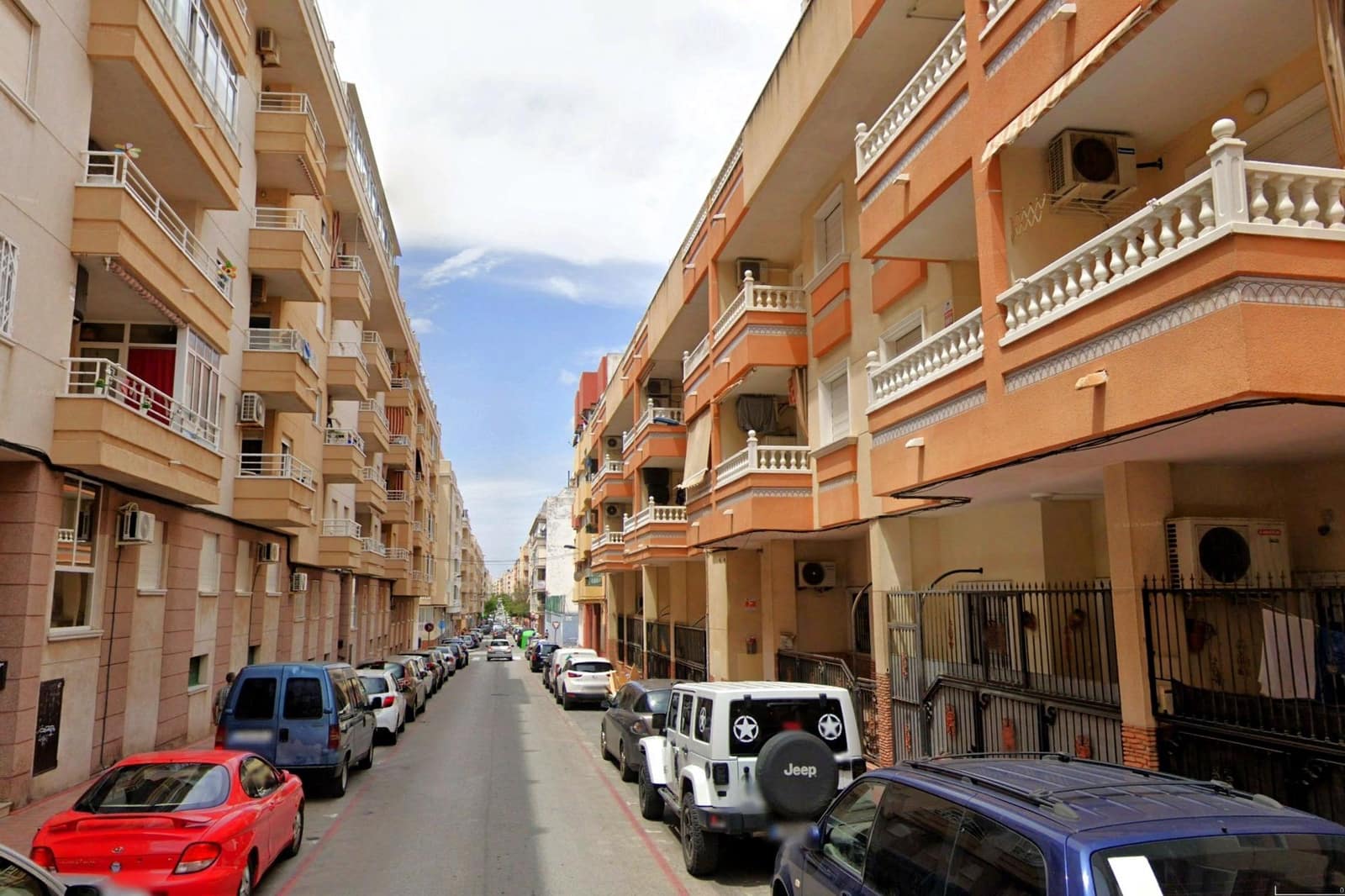 2 sypialnia Apartament na sprzedaż w Torrevieja z basenem - 159 900 € (Ref: 9900339)