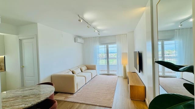 2 sypialnia Penthouse na sprzedaż w Punta Prima, Torrevieja z basenem garażem - 210 000 € (Ref: 9900340)