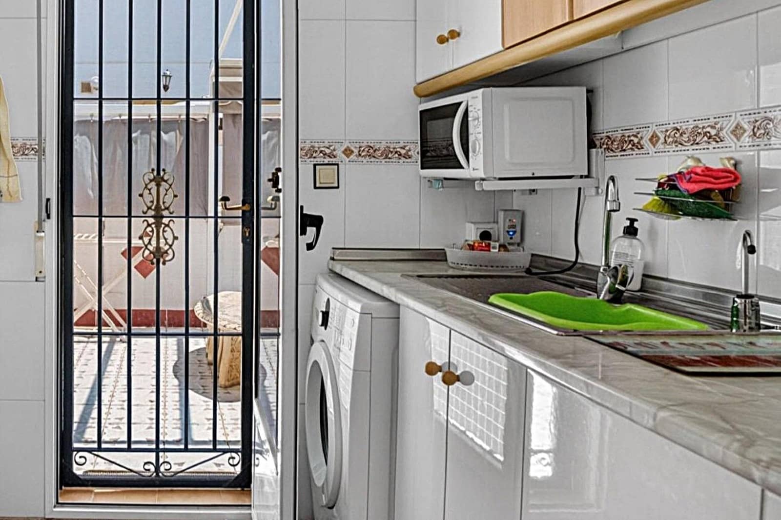 3 camera da letto Villetta a Schiera in vendita in Torrevieja con piscina - 195.000 € (Rif: 9901005)