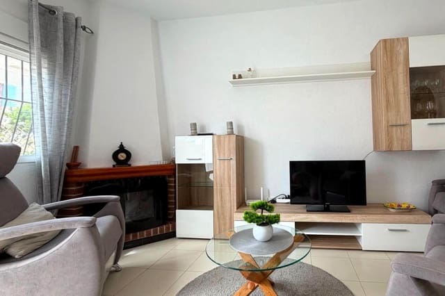 Adosado de 3 habitaciones en La Mata, Torrevieja en venta con piscina - 269.000 € (Ref: 9901006)