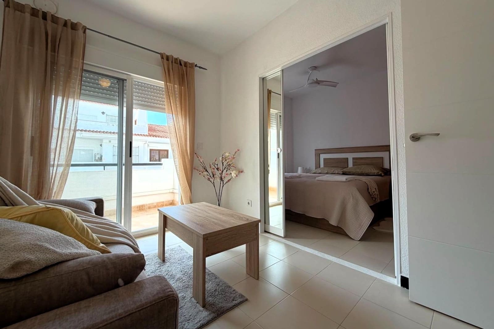 Adosado de 3 habitaciones en La Mata en venta con piscina - 269.000 € (Ref: 9901006)