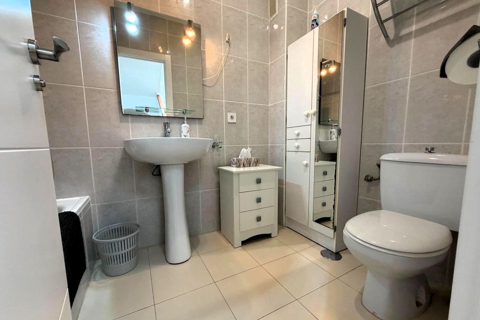 Adosado de 3 habitaciones en La Mata en venta con piscina - 269.000 € (Ref: 9901006)