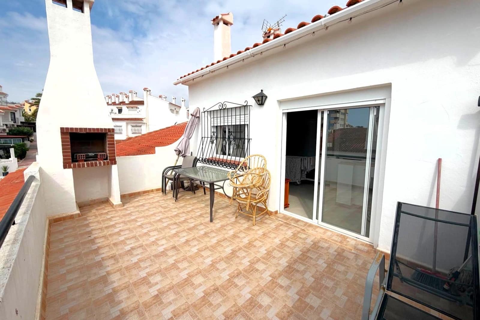 Adosado de 3 habitaciones en La Mata en venta con piscina - 269.000 € (Ref: 9901006)