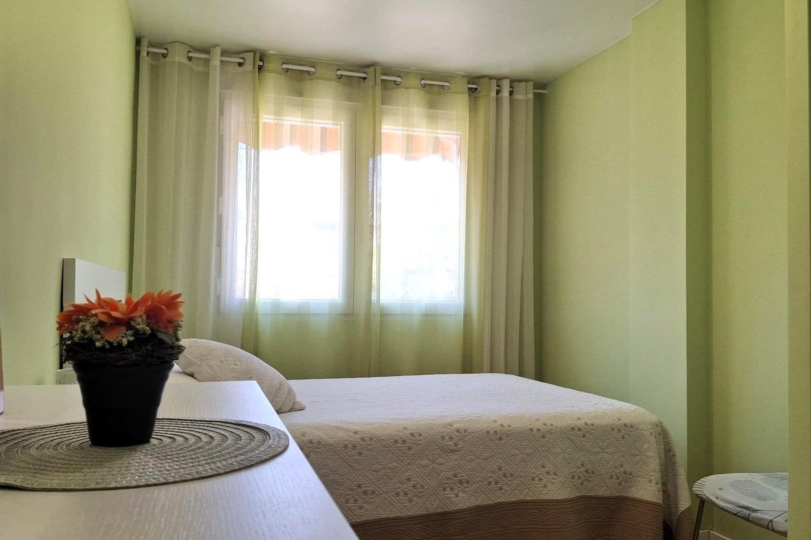 2 Zimmer Apartment zu verkaufen in Torrevieja - 165.000 € (Ref: 9903907)