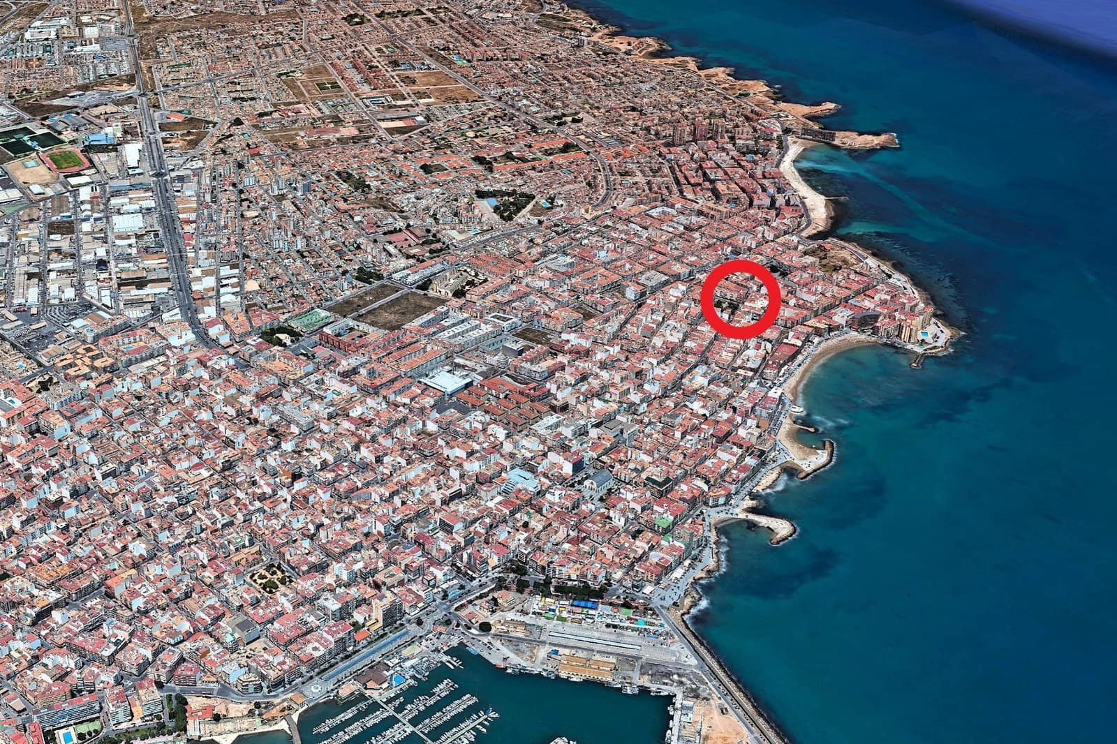 2 Zimmer Apartment zu verkaufen in Torrevieja - 165.000 € (Ref: 9903907)