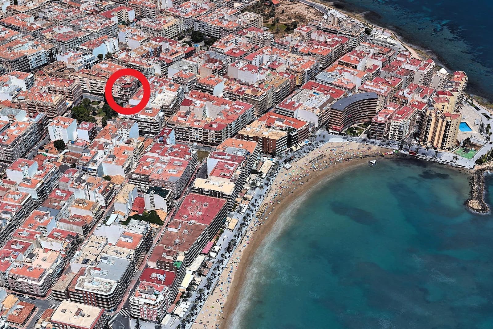 2 Zimmer Apartment zu verkaufen in Torrevieja - 165.000 € (Ref: 9903907)
