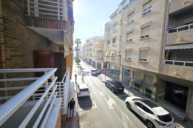 3 soveværelse Lejlighed til salg i Las Piscinas Naturales, Torrevieja - € 225.000 (Ref: 9916938)