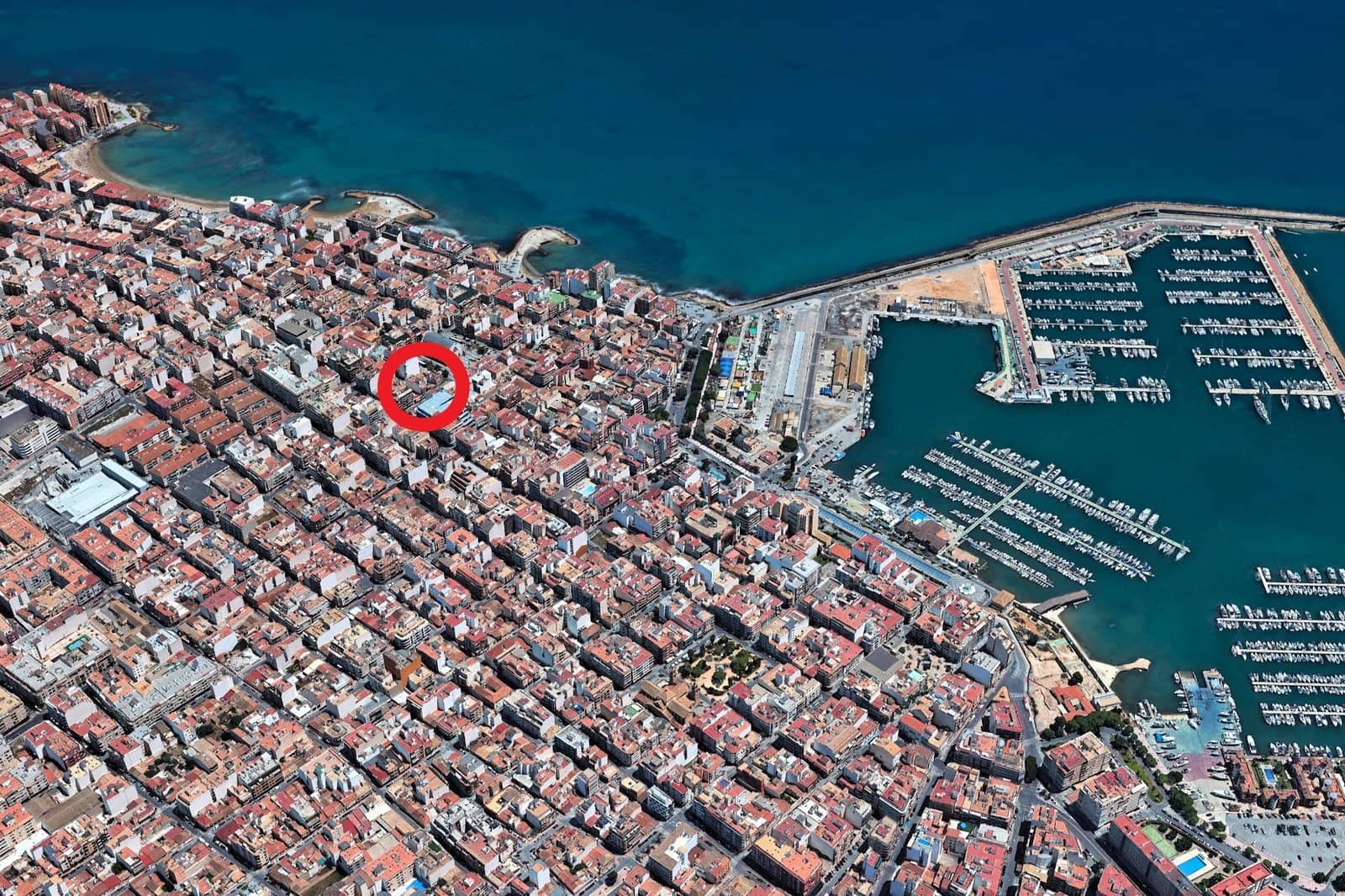 3 soveværelse Lejlighed til salg i Torrevieja - € 225.000 (Ref: 9916938)