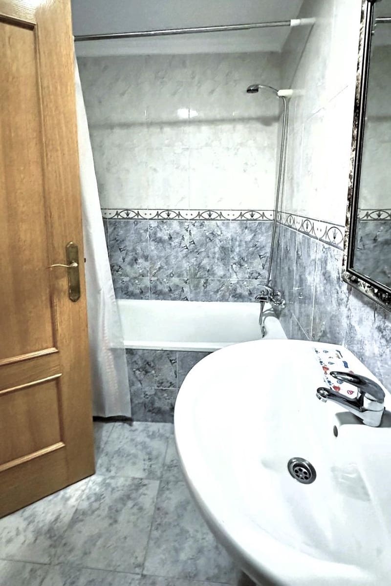 3 Zimmer Apartment zu verkaufen in Torrevieja - 195.000 € (Ref: 9916940)