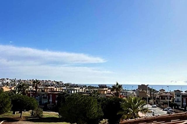 2 soveværelse Penthouse til salg i Aguas Nuevas, Torrevieja med swimmingpool - € 169.900 (Ref: 9918081)