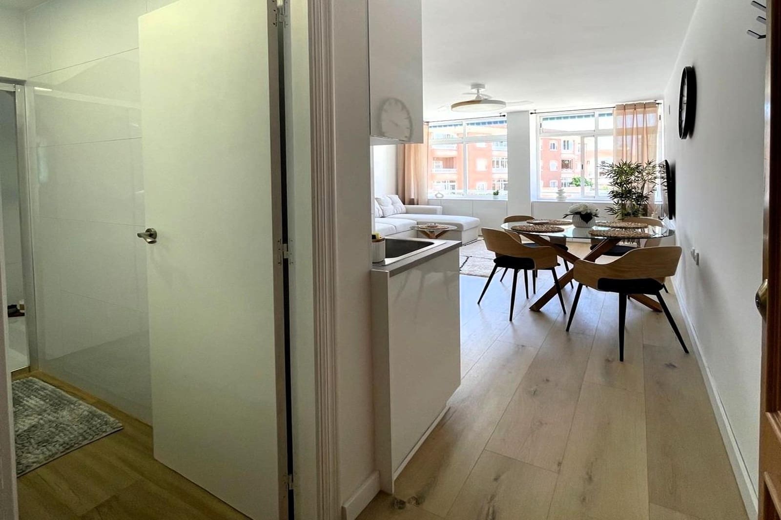2 slaapkamer Appartement te koop in Torrevieja met zwembad - € 219.000 (Ref: 9922278)