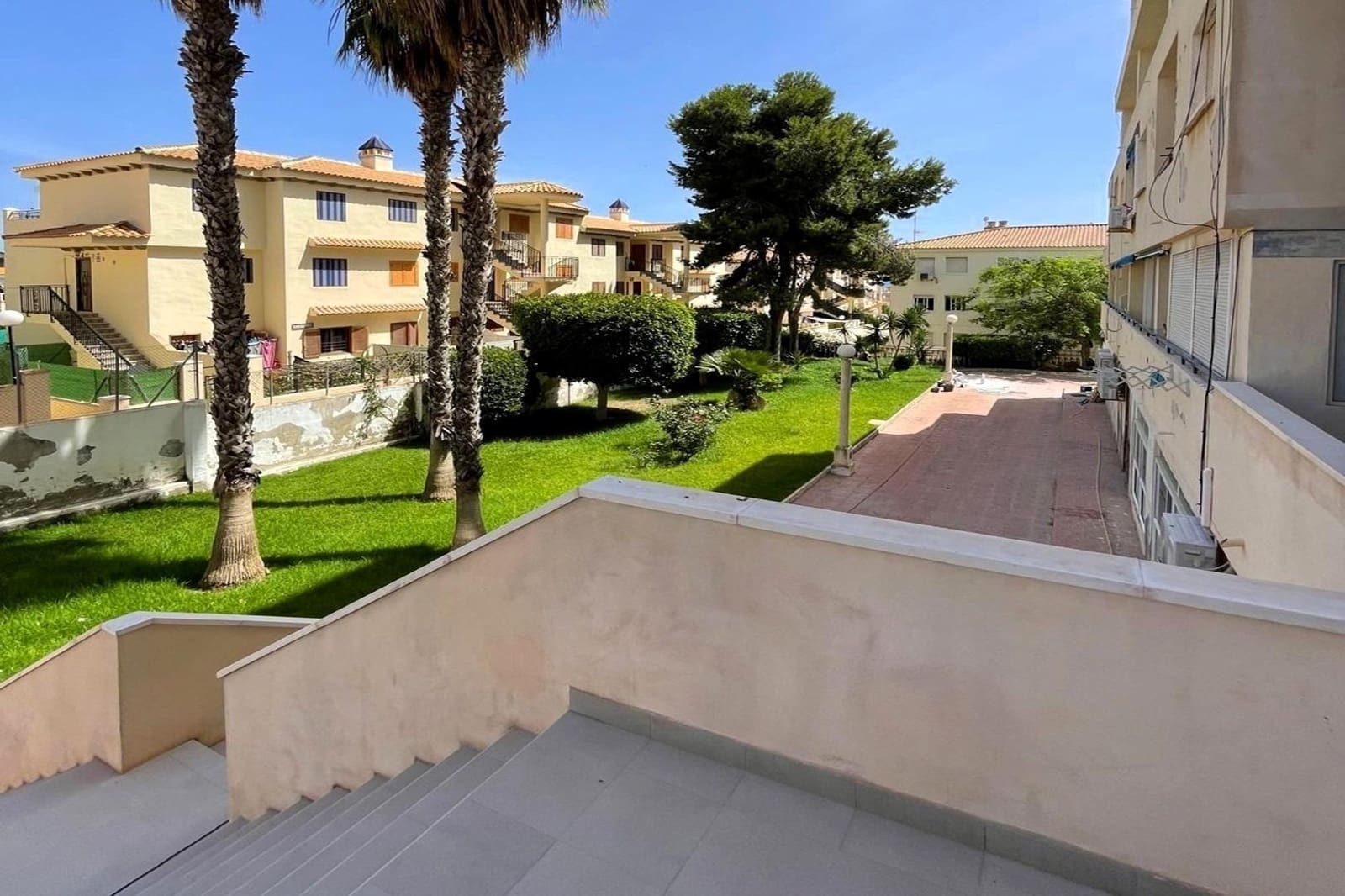 2 slaapkamer Appartement te koop in Torrevieja met zwembad - € 219.000 (Ref: 9922278)